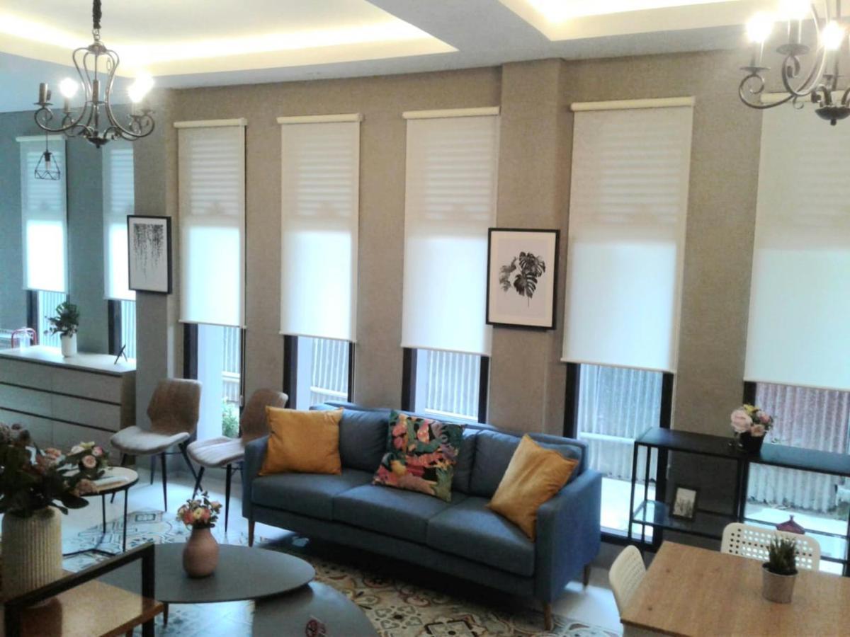 Sabi Guest House - Strategic Family -Married Couples Only- Hostel In Prawirotaman 日惹 外观 照片