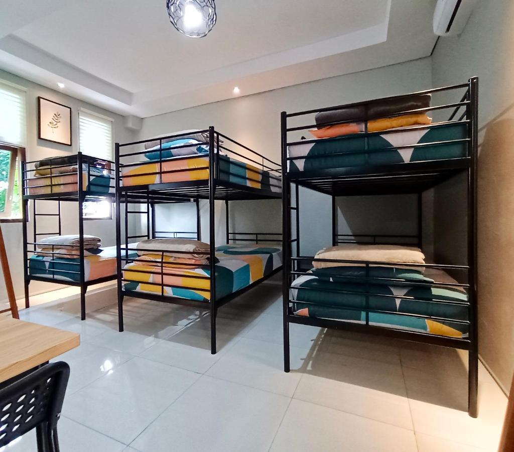 Sabi Guest House - Strategic Family -Married Couples Only- Hostel In Prawirotaman 日惹 外观 照片